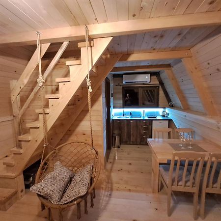 Wooden Cottages Konak Savnik Esterno foto