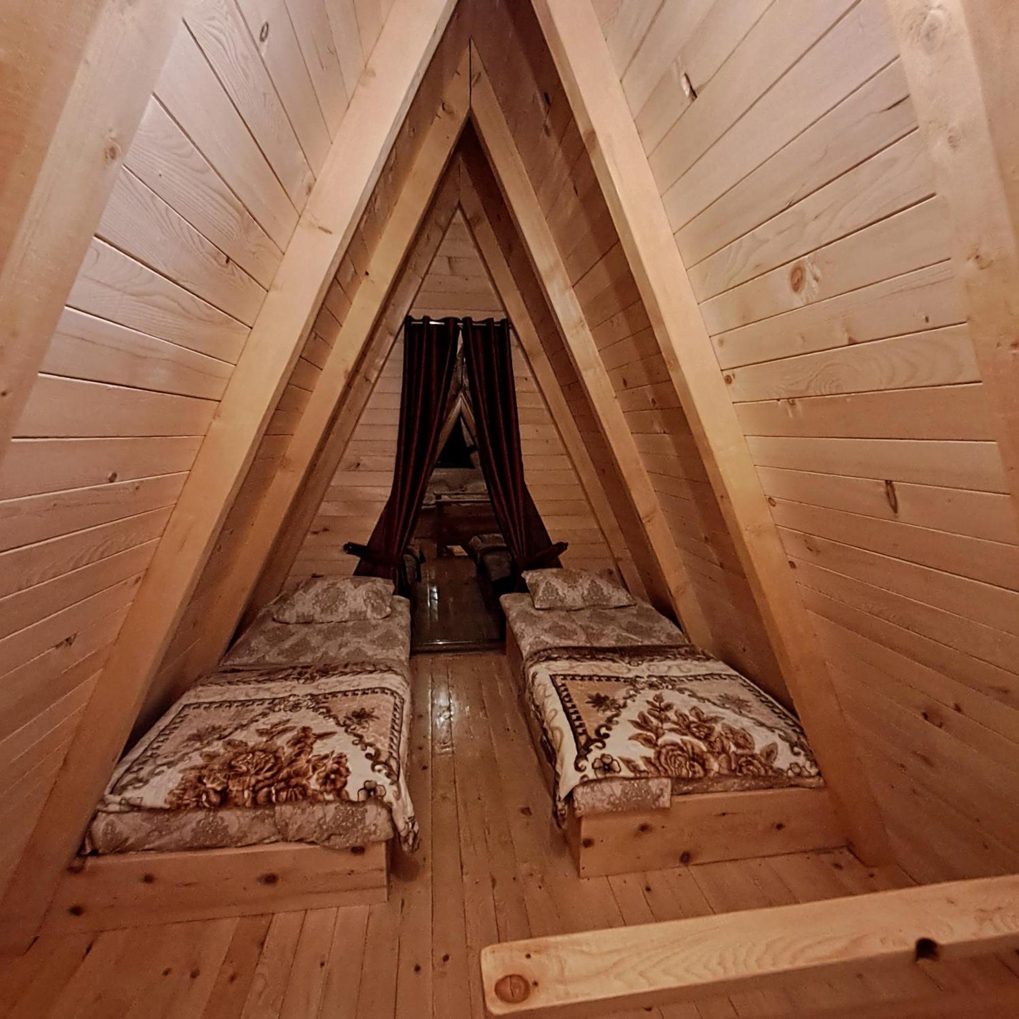 Wooden Cottages Konak Savnik Esterno foto