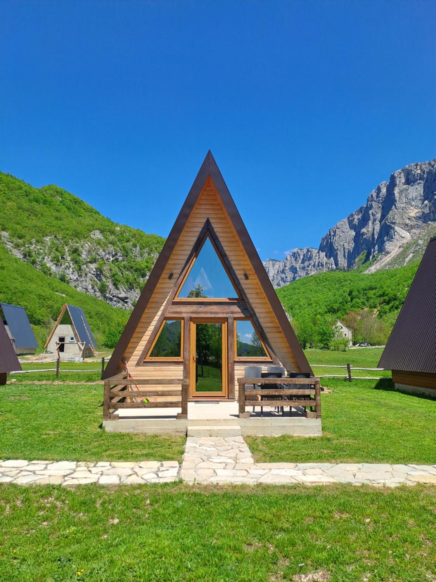 Wooden Cottages Konak Savnik Esterno foto